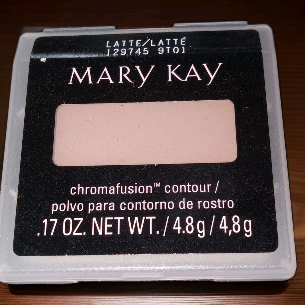Mary Kay Chromafusion Blush Contour ** LATTE ** NIB CHEEK COLOR